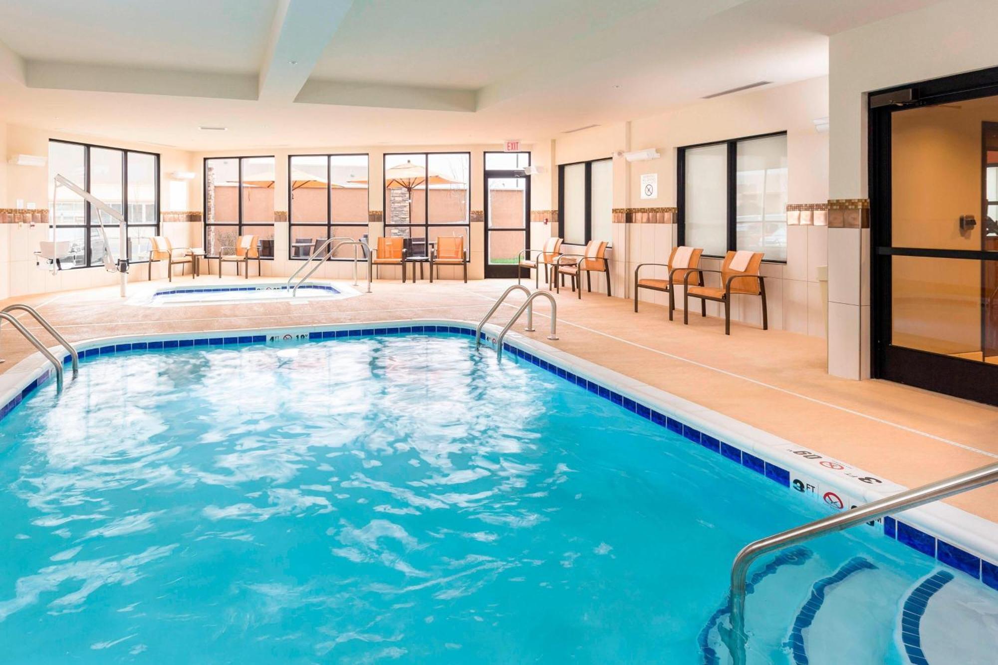 Courtyard By Marriott Bismarck North Otel Dış mekan fotoğraf
