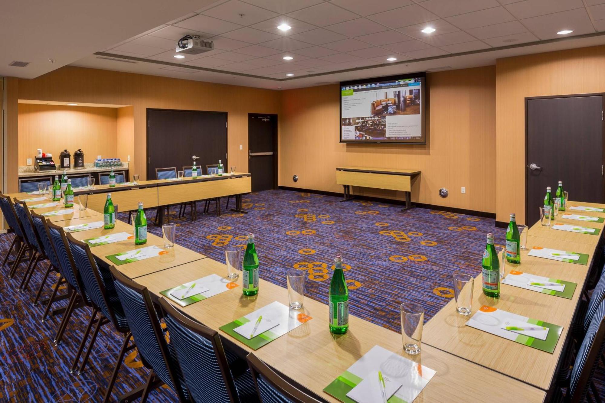 Courtyard By Marriott Bismarck North Otel Dış mekan fotoğraf
